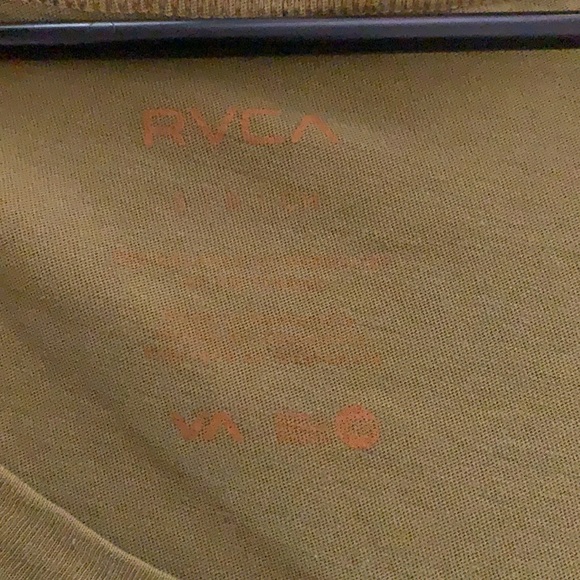 Shirt - Picture 3 of 3